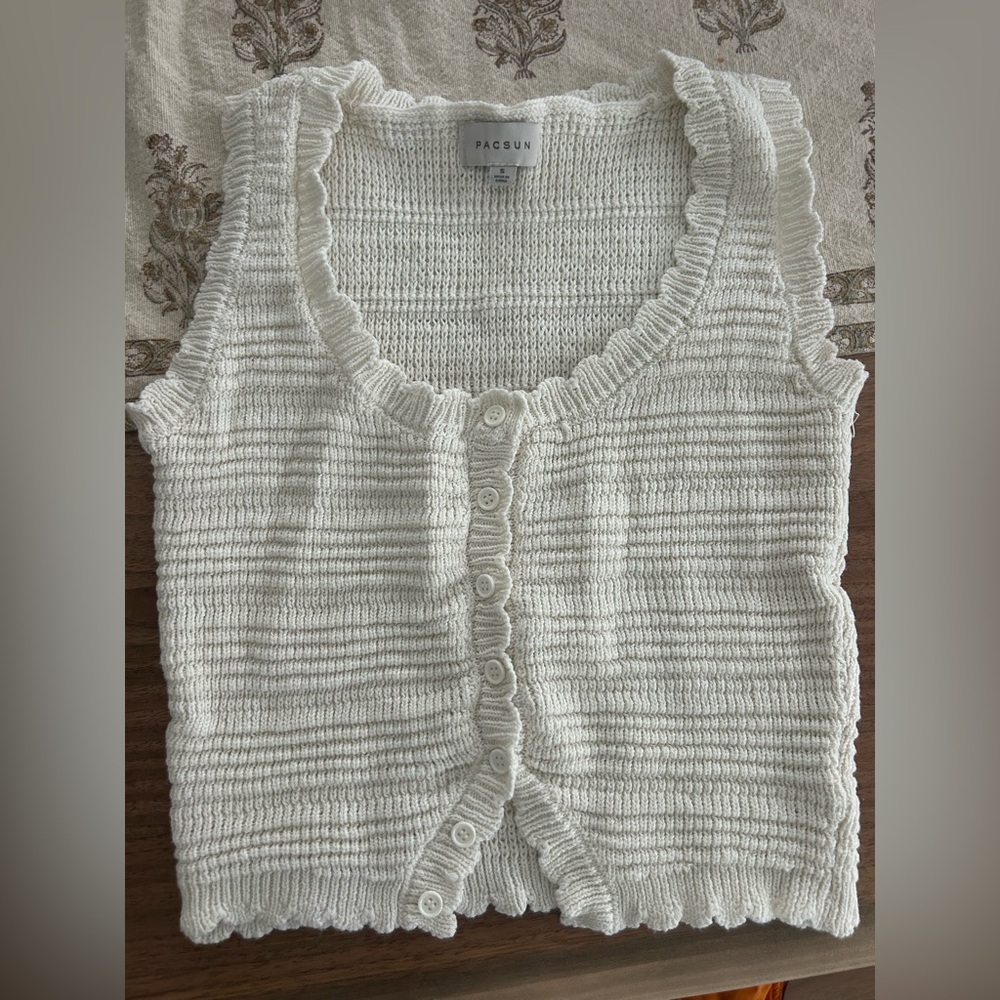 PacSun Cream Knit Vest